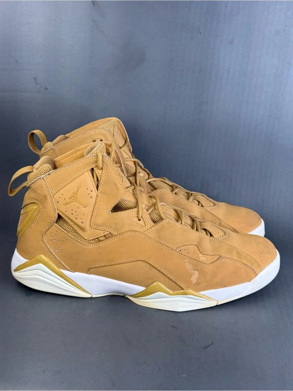 Jordan True Flight Golden Harvest athletic sneaker shoes men’s size 14
